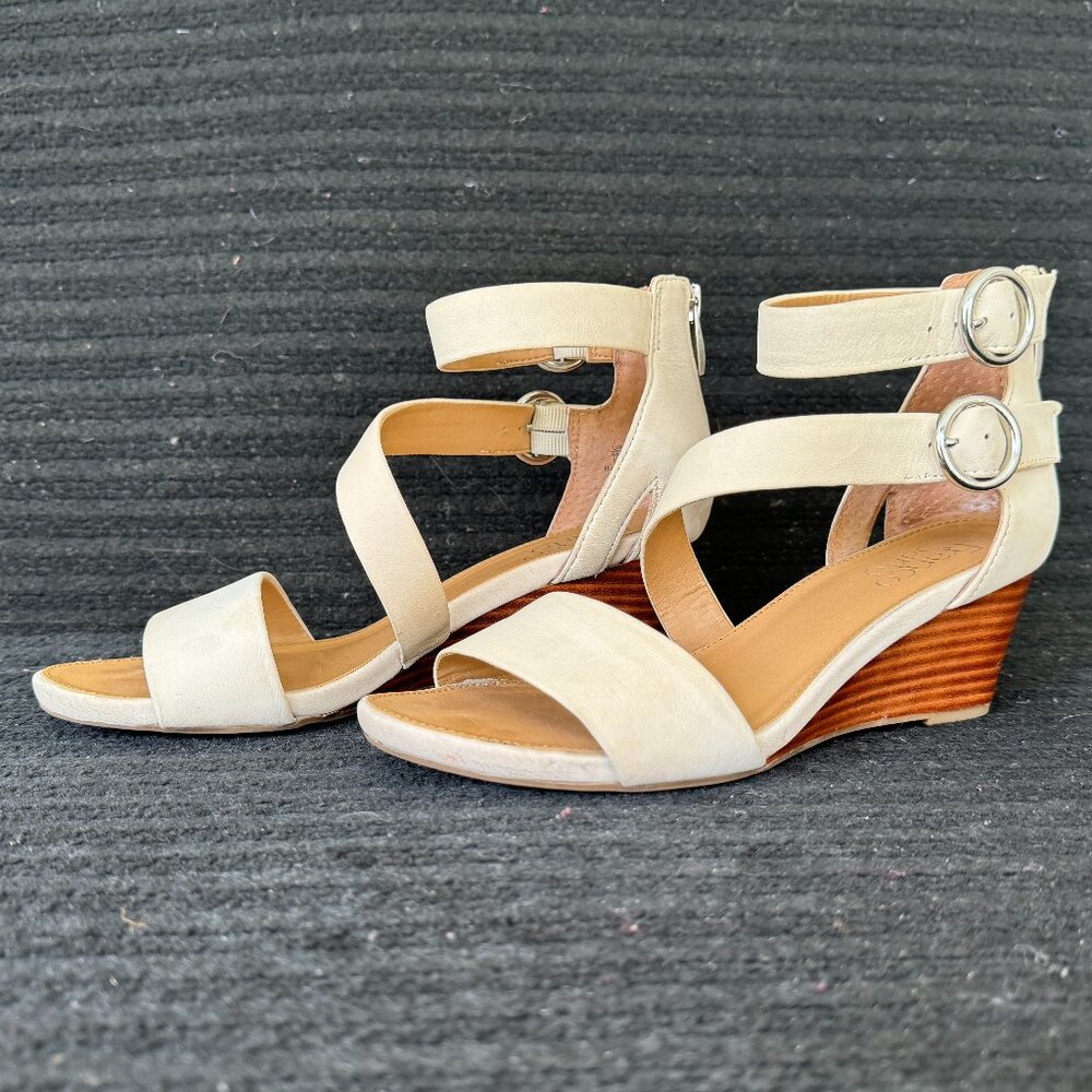 Franco Sarto Genuine Leather Derek Strappy & Dressy Sandal Zip Closure | size 6